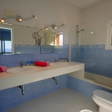 Mar Bona Villa *